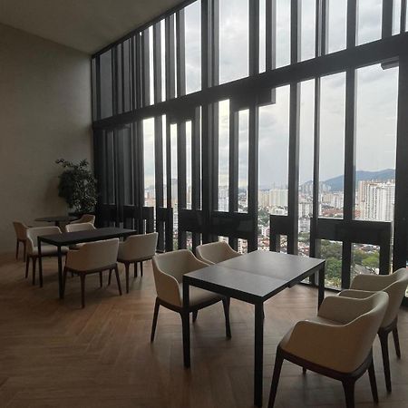 Beacon 2Br Infinity Pool - By Bnb4U George Town Dış mekan fotoğraf