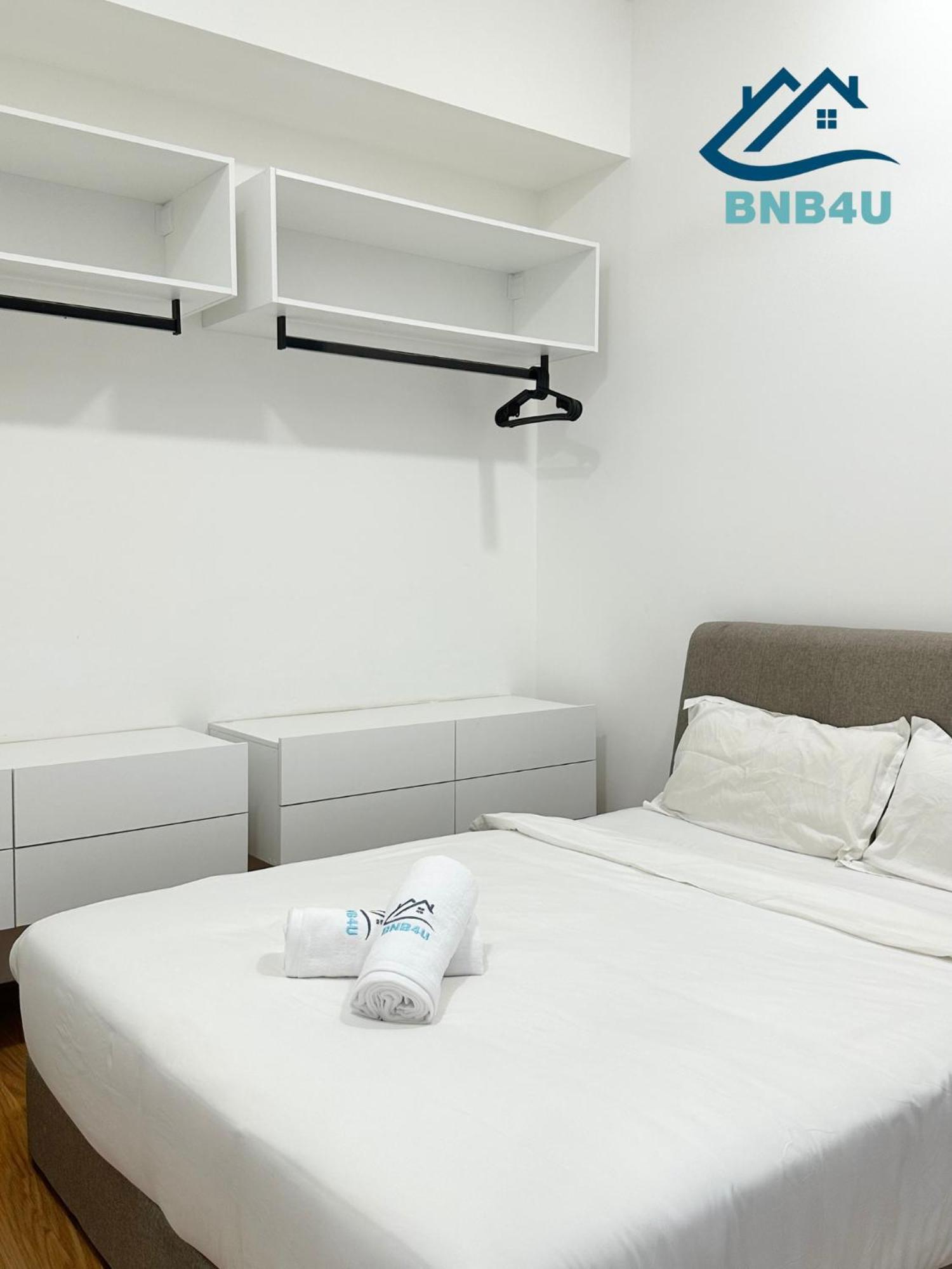Beacon 2Br Infinity Pool - By Bnb4U George Town Dış mekan fotoğraf