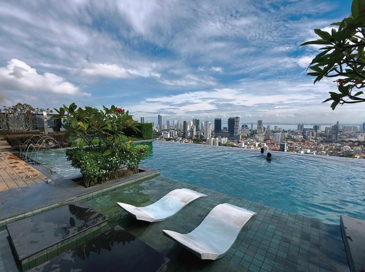 Beacon 2Br Infinity Pool - By Bnb4U George Town Dış mekan fotoğraf